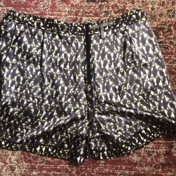 Halston H Hertaqe Split skirt - Picture 6 of 9